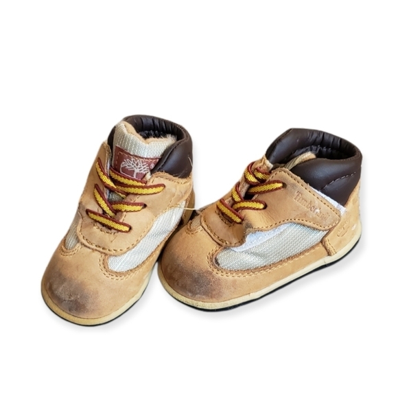 Infant Timberland Boots - Picture 2 of 6